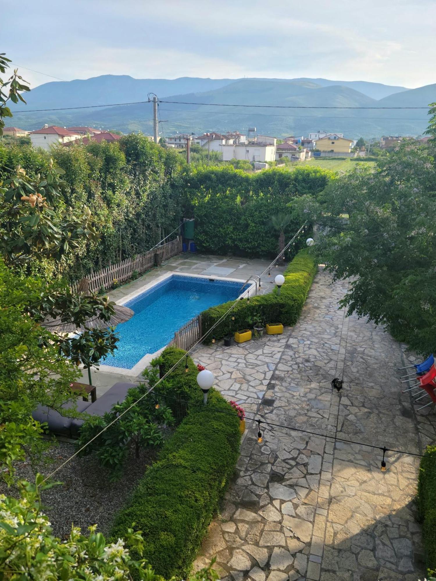 Villa Llanaj Berat Bagian luar foto